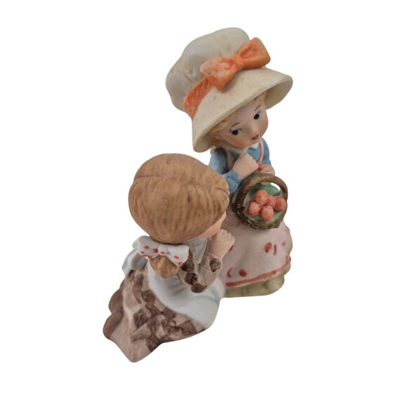 Vintage Ceramic Figurine Two Girls Basket Of Peaches Hand Painted Collectible - Picture 4 of 10